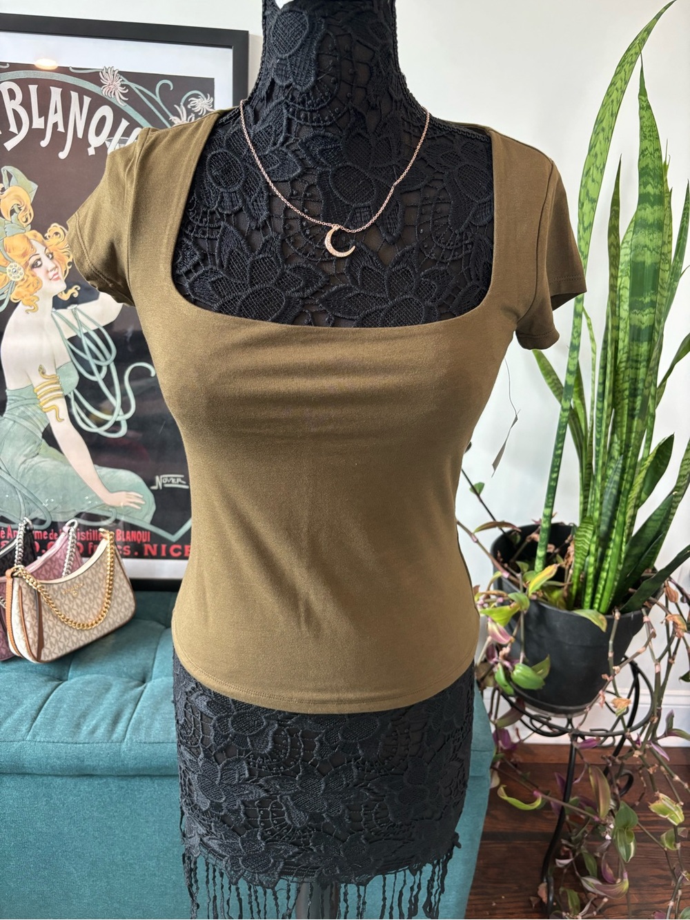 Soft Stretch Banana Republic Factory Olive Square-Neck Short Sleeve Top